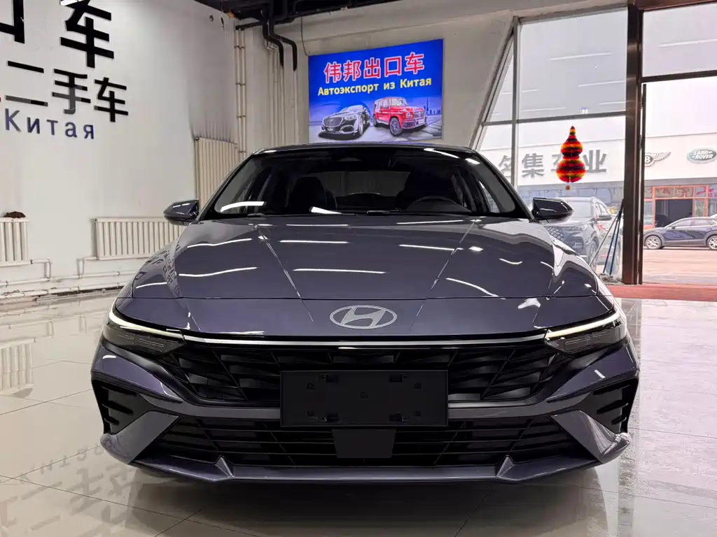 Hyundai Elantra 2023