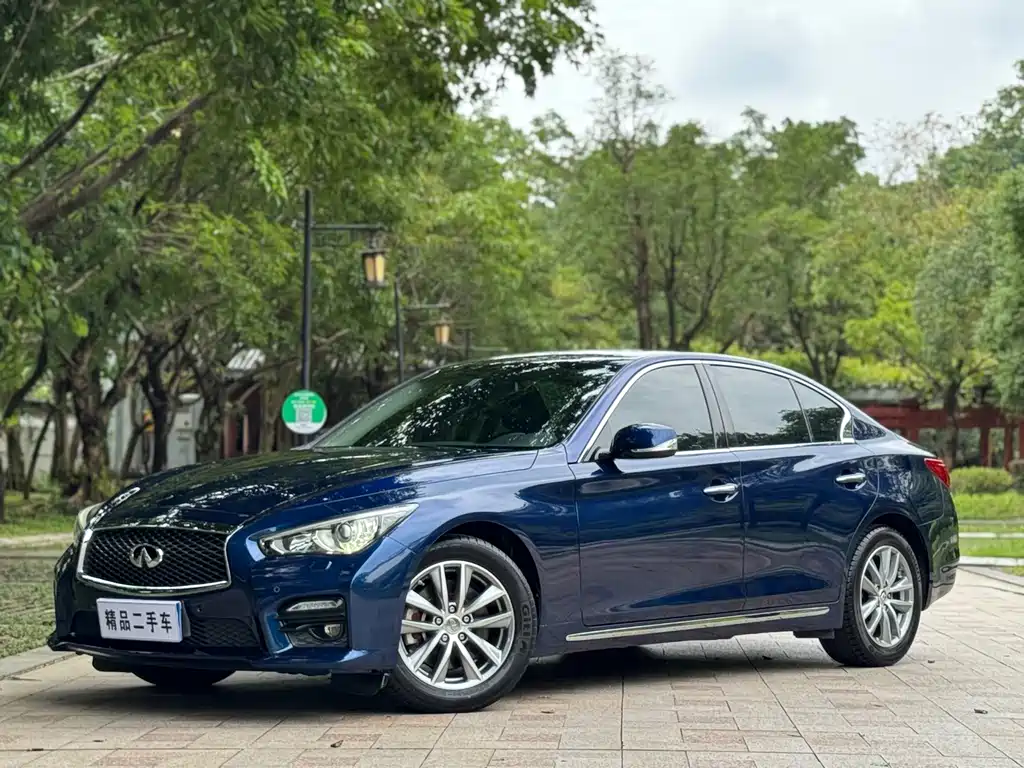 Infiniti Q50L 2017 — фото 1