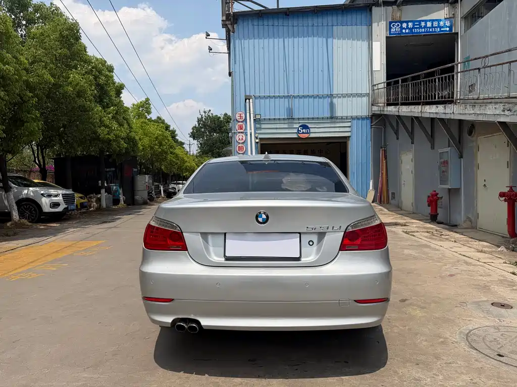 BMW 5 Series 2009