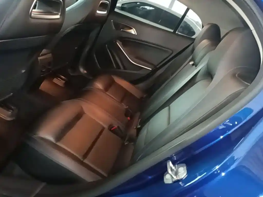 Mercedes-Benz GLA 2019 — фото 17