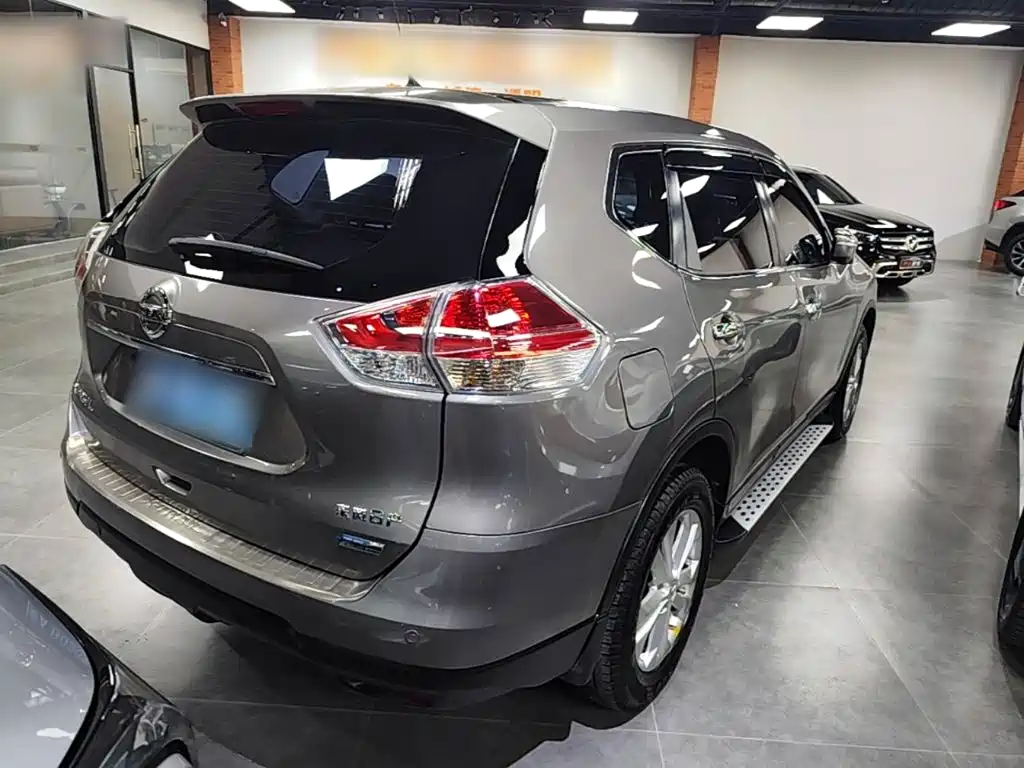 Nissan X-Trail 2014