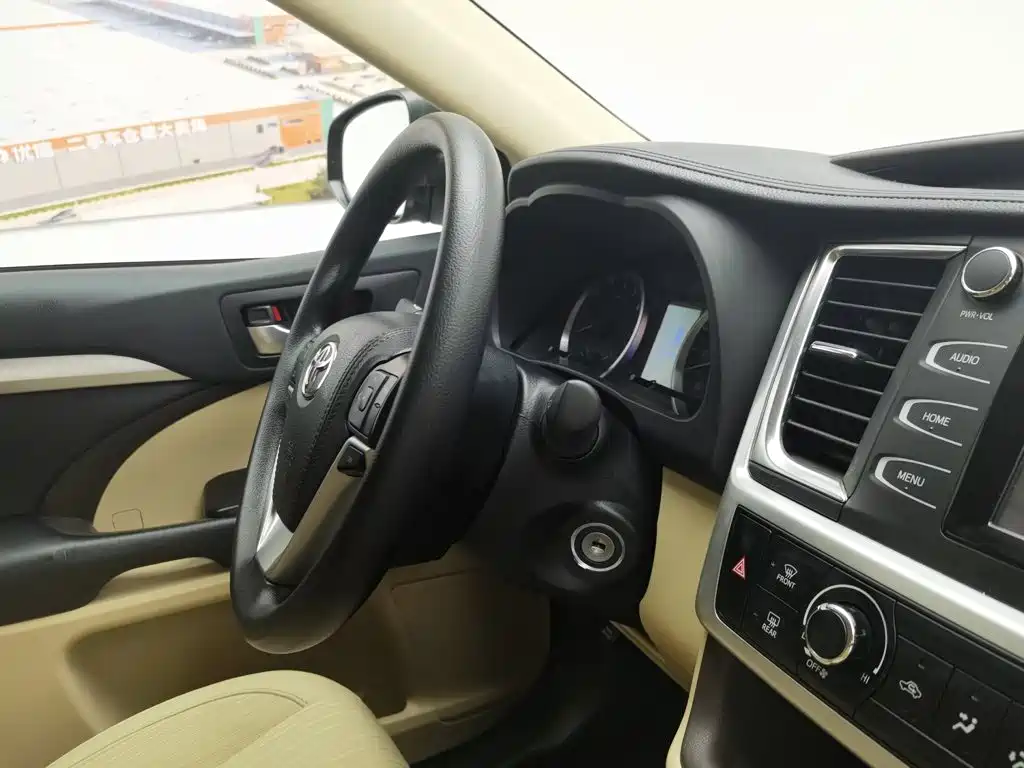 Toyota Highlander 2019 — фото 22