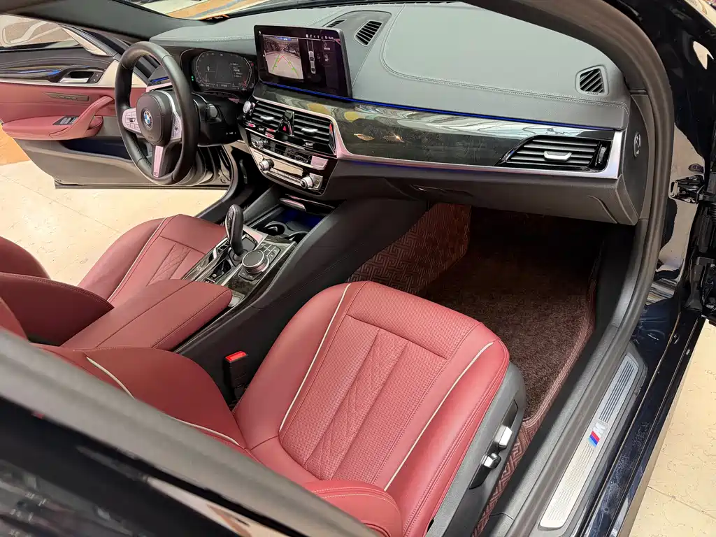 BMW 5 Series 2023 — фото 19