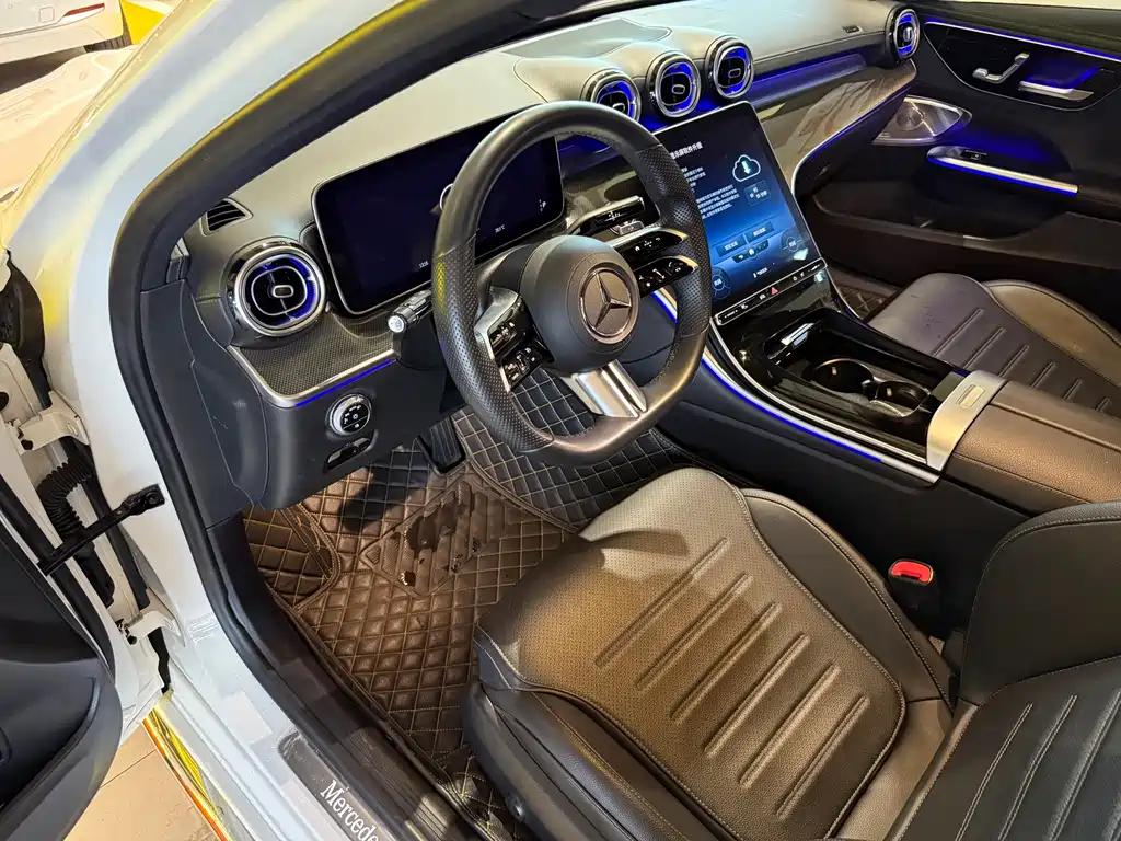Mercedes-Benz C-Class 2022 — фото 6
