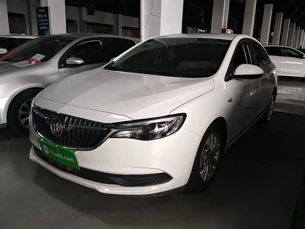 Buick Excelle 2021 — фото 1