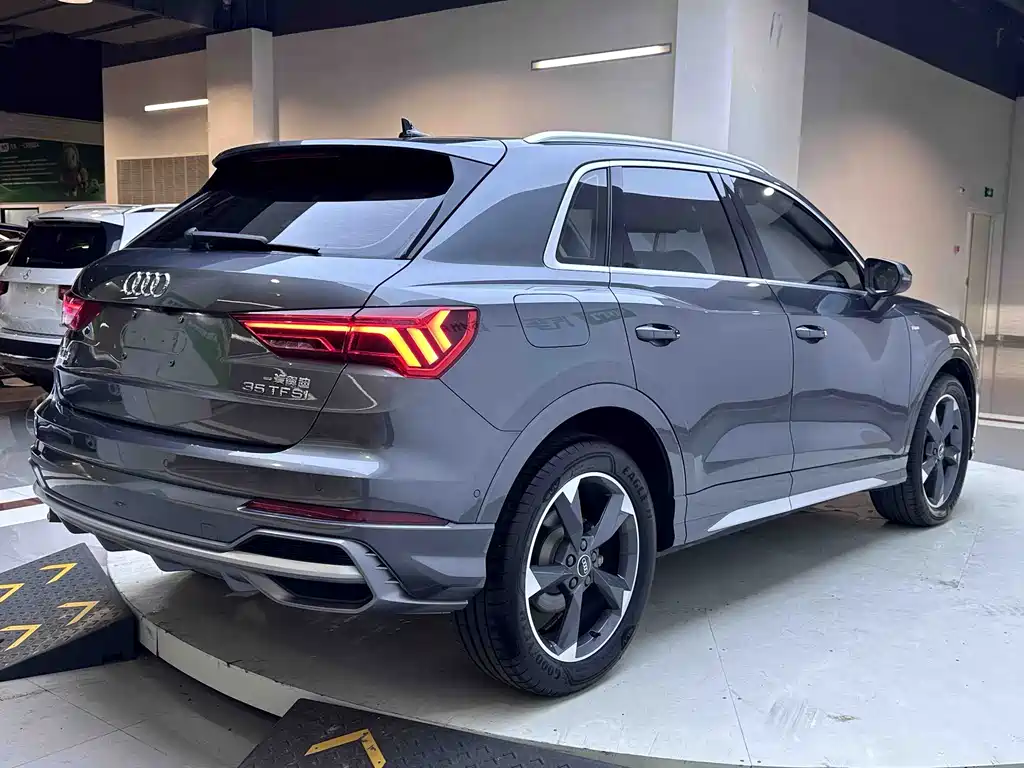 Audi Q3 2022