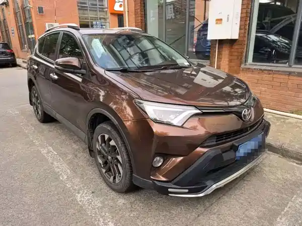 Toyota RAV4 2017
