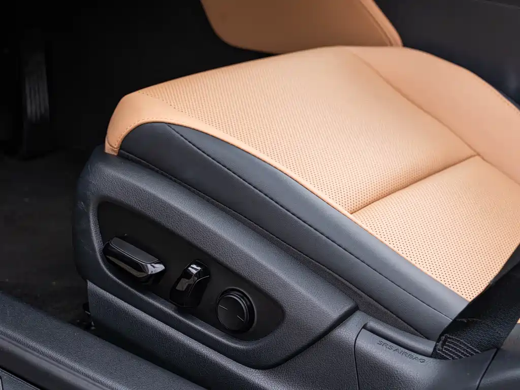 Lexus ES 2025 — фото 18