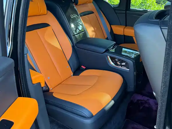 Rolls-Royce Cullinan 2023