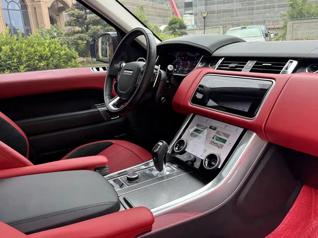 Land Rover Sport 2020 — фото 11