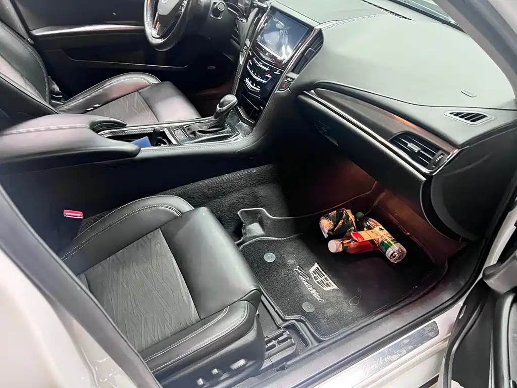 Cadillac ATS-L 2015 — фото 12