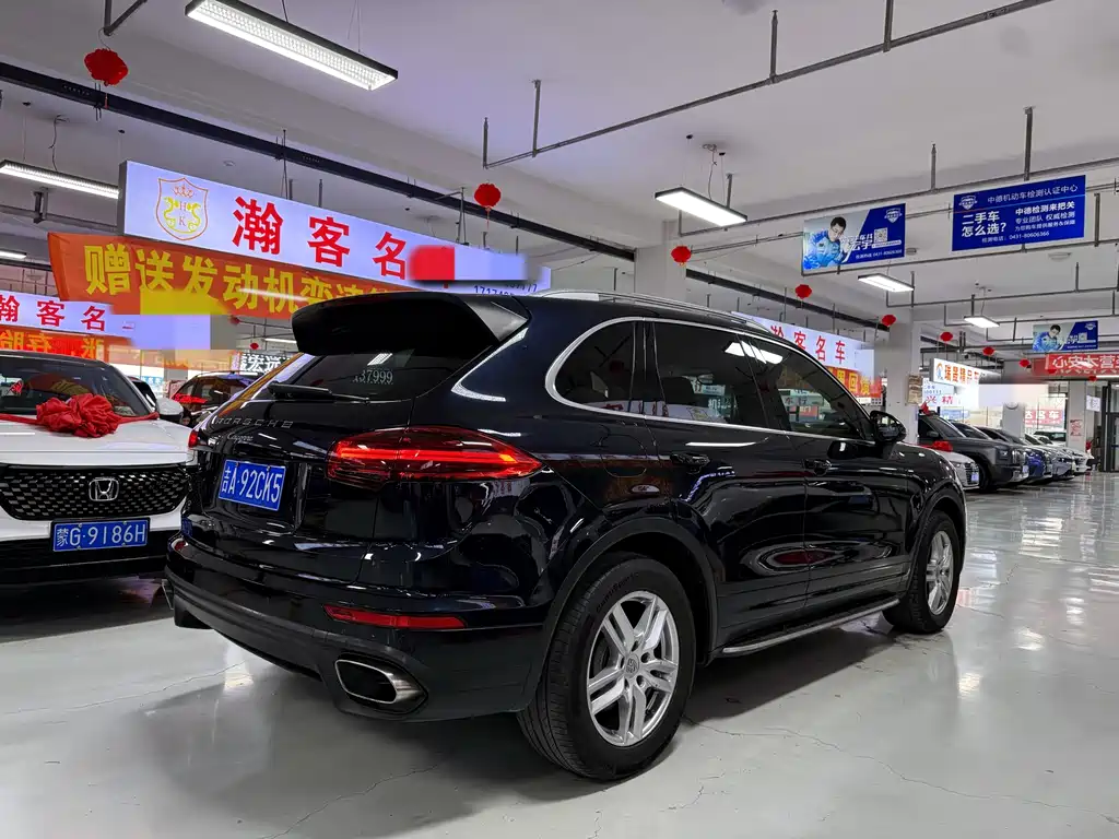 Porsche Cayenne 2016 — фото 4