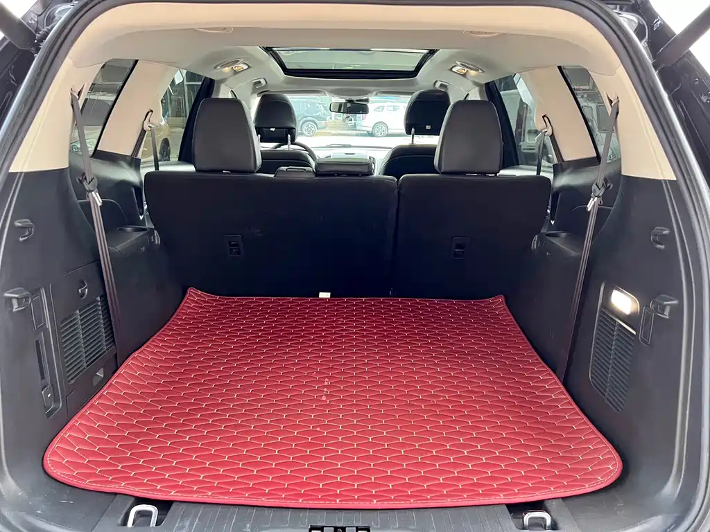 Ford Edge 2020 — фото 19
