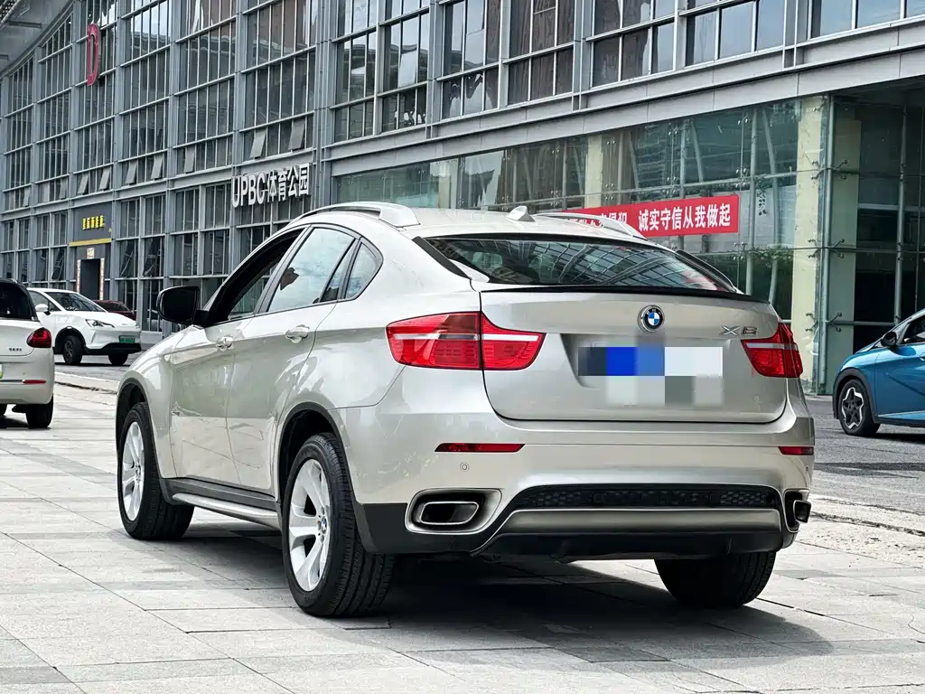 BMW X6 2013
