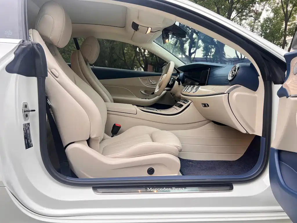 Mercedes-Benz E-Class 2020 — фото 23