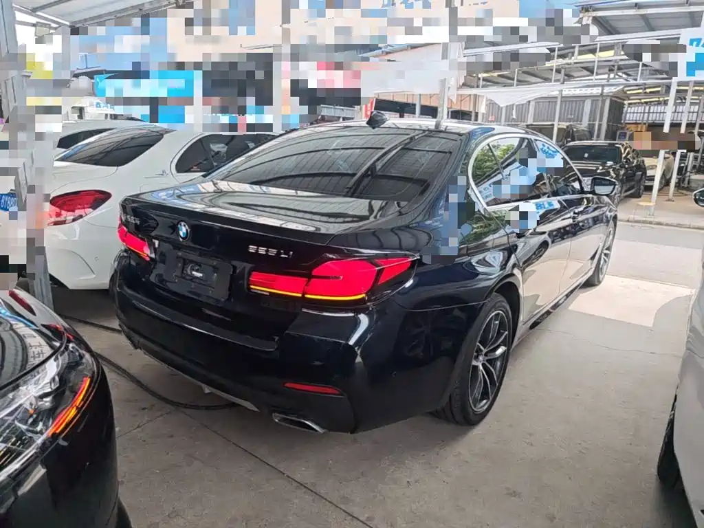 BMW 5 Series 2023