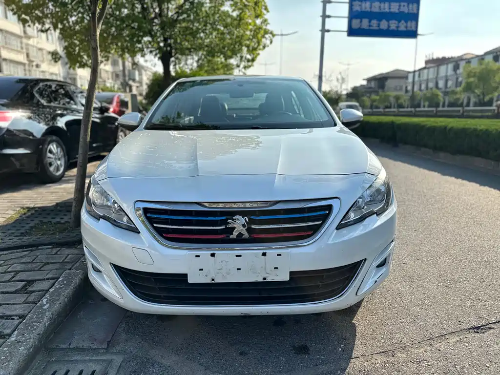 Peugeot 408 2015