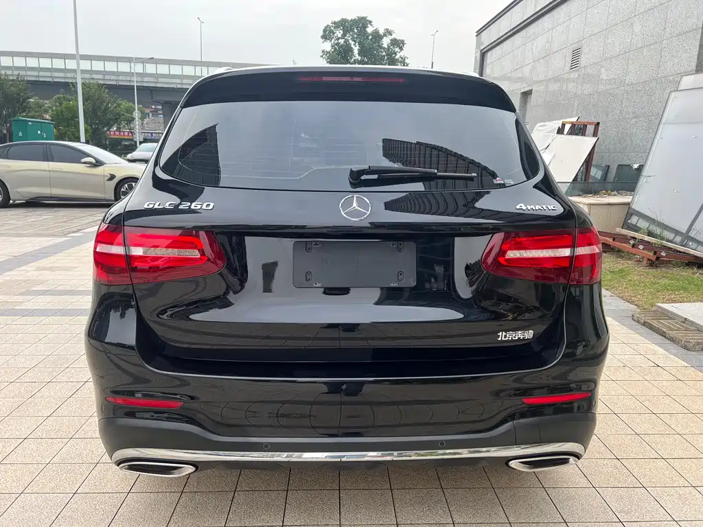 Mercedes-Benz GLC 2018 — фото 20