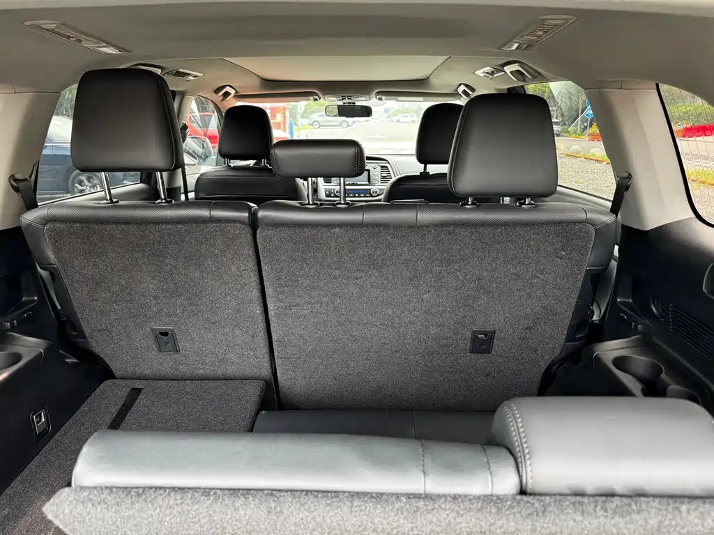 Toyota Highlander 2017 — фото 26