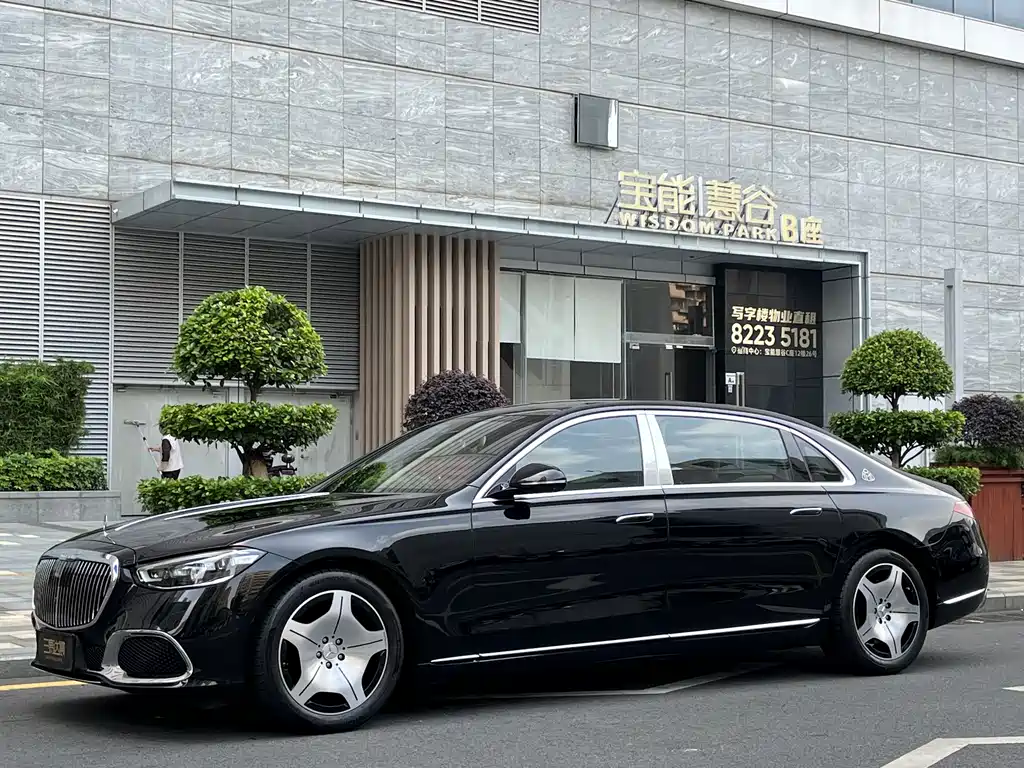 Mercedes-Benz S-Class 2024 — фото 1