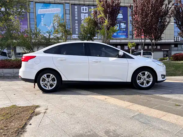 Ford Focus 2015