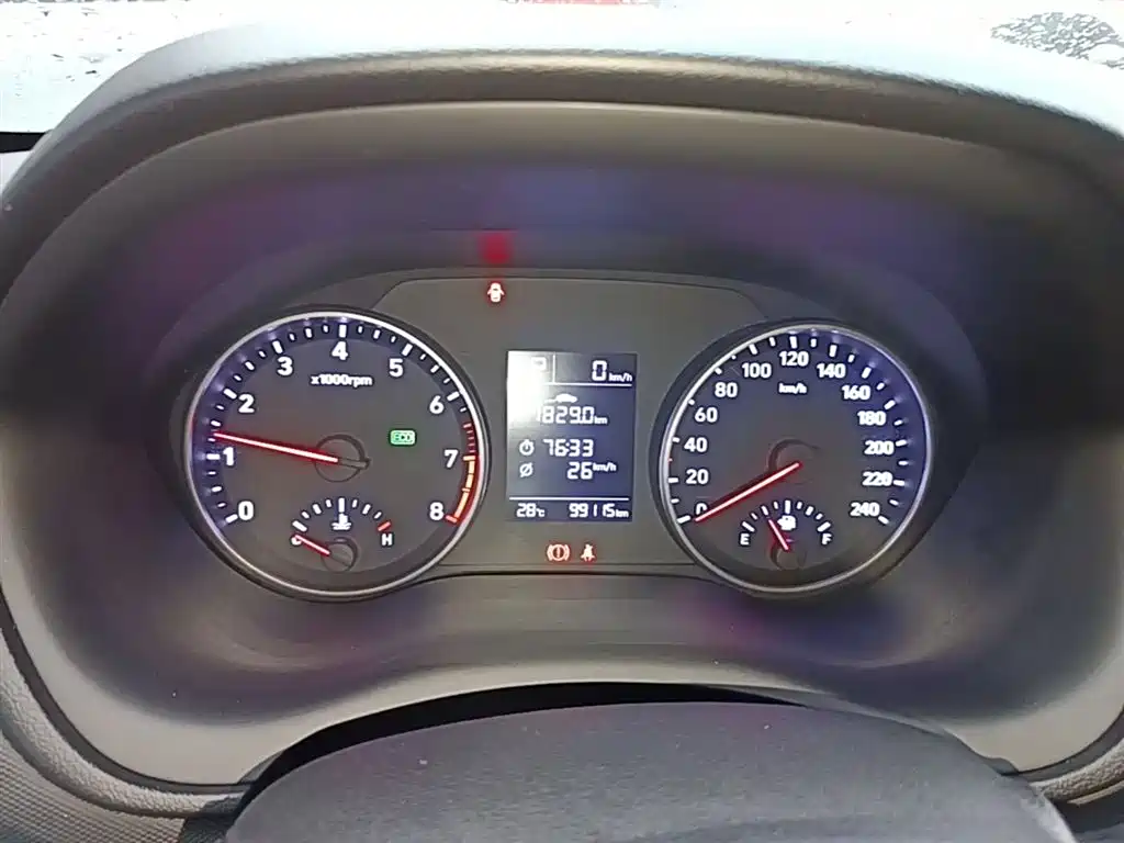 Hyundai Elantra 2019 — фото 12