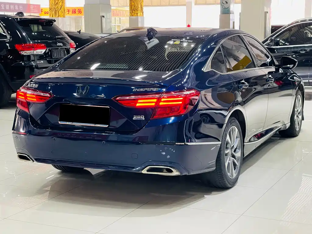 Honda Inspire 2020 — фото 5