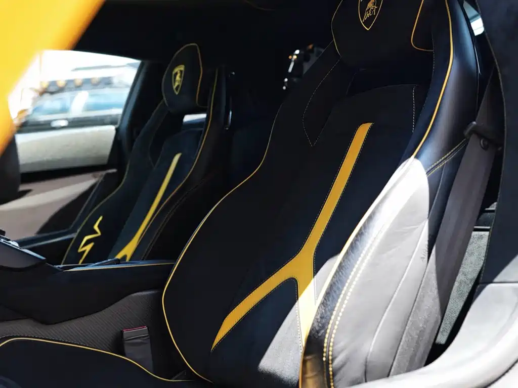 Lamborghini Aventador 2016 — фото 23