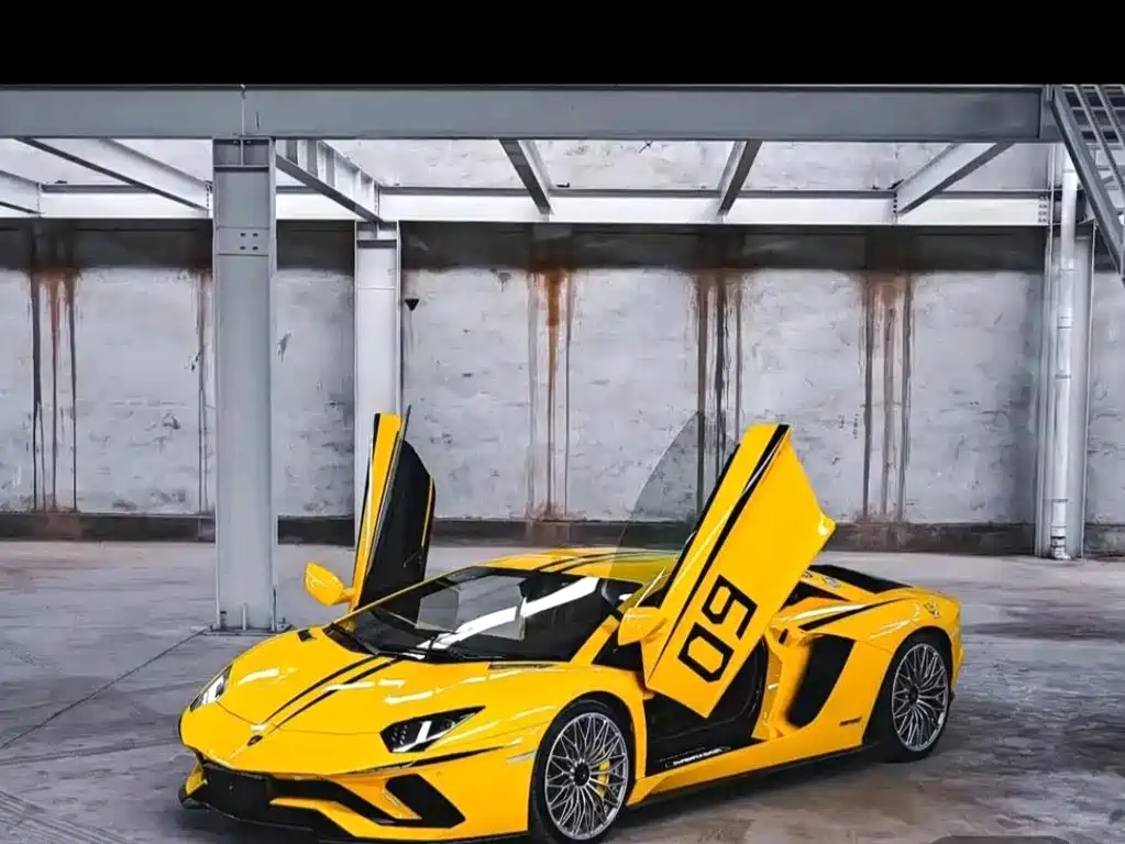 Lamborghini Aventador 2018 — фото 4