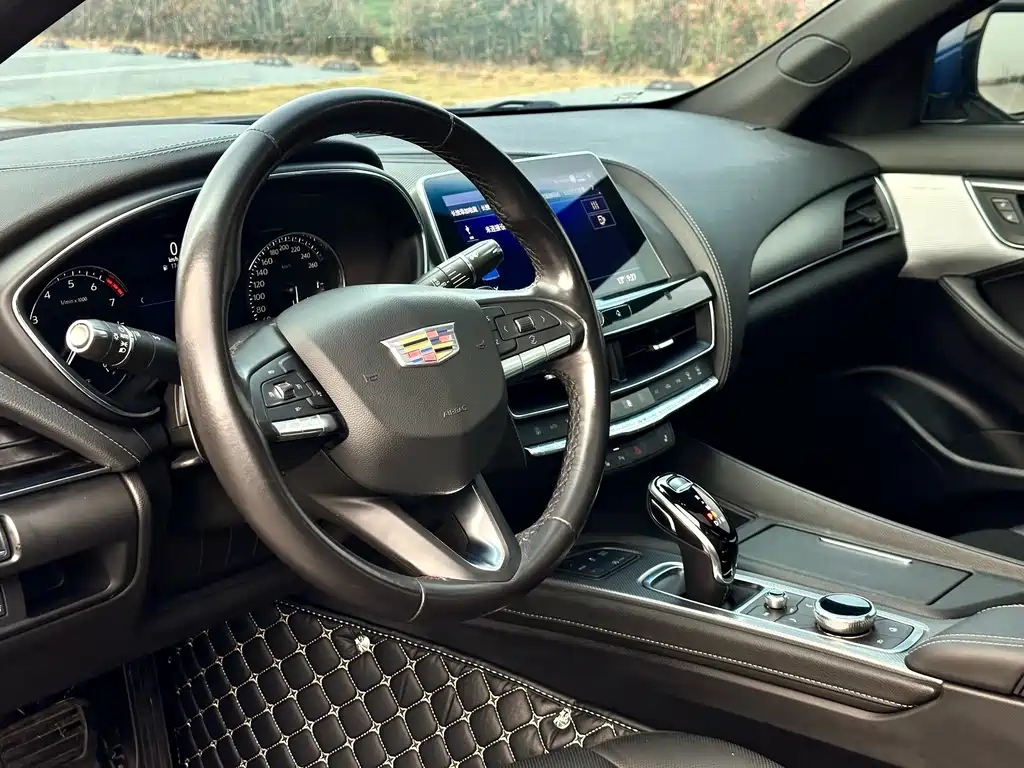 Cadillac CT5 2020 — фото 11