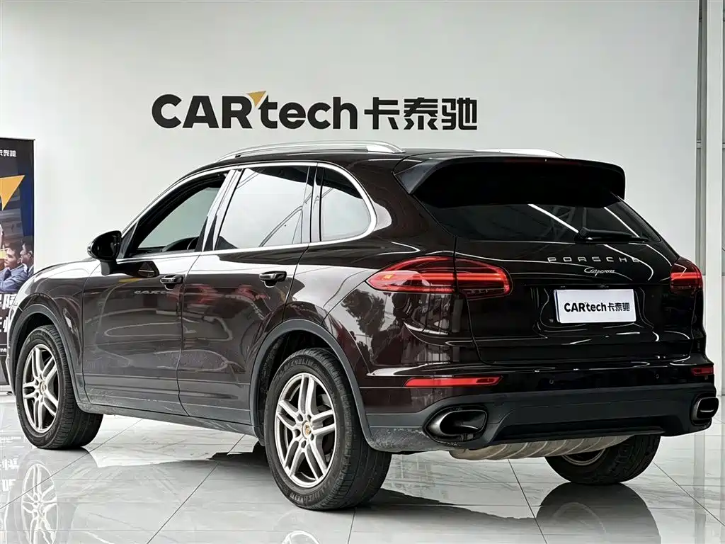 Porsche Cayenne 2015 — фото 7