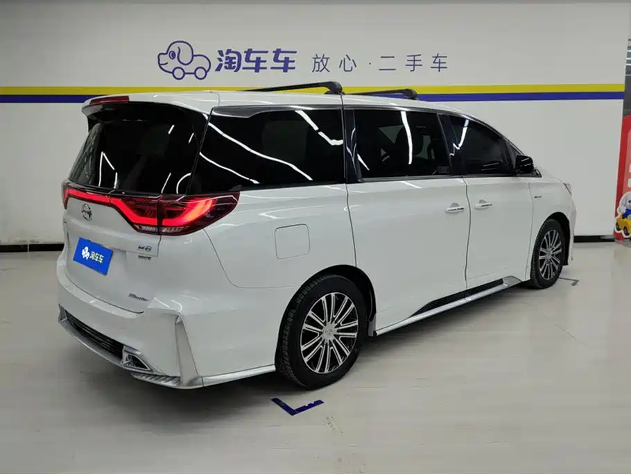 GAC Motor Trumpchi M8 2022 — фото 3