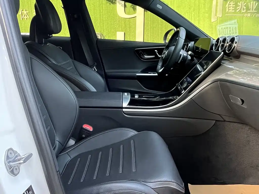 Mercedes-Benz C-Class 2022 — фото 16