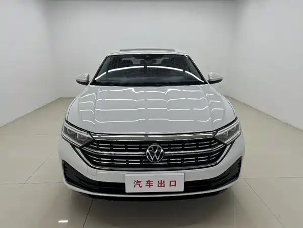 Volkswagen Sagitar 2022