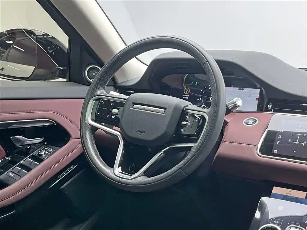 Land Rover Evoque 2022 — фото 25