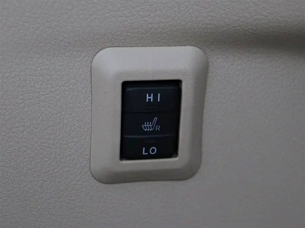 Toyota Alphard 2015 — фото 13