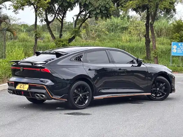 Changan UNI-V 2024