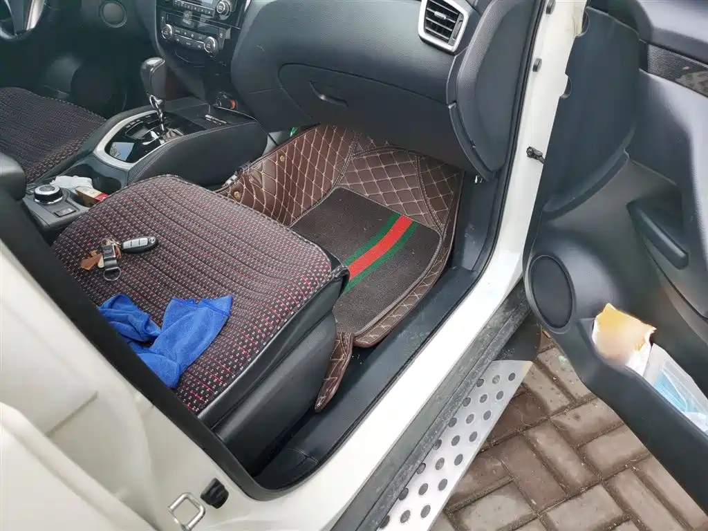 Nissan X-Trail 2015 — фото 20