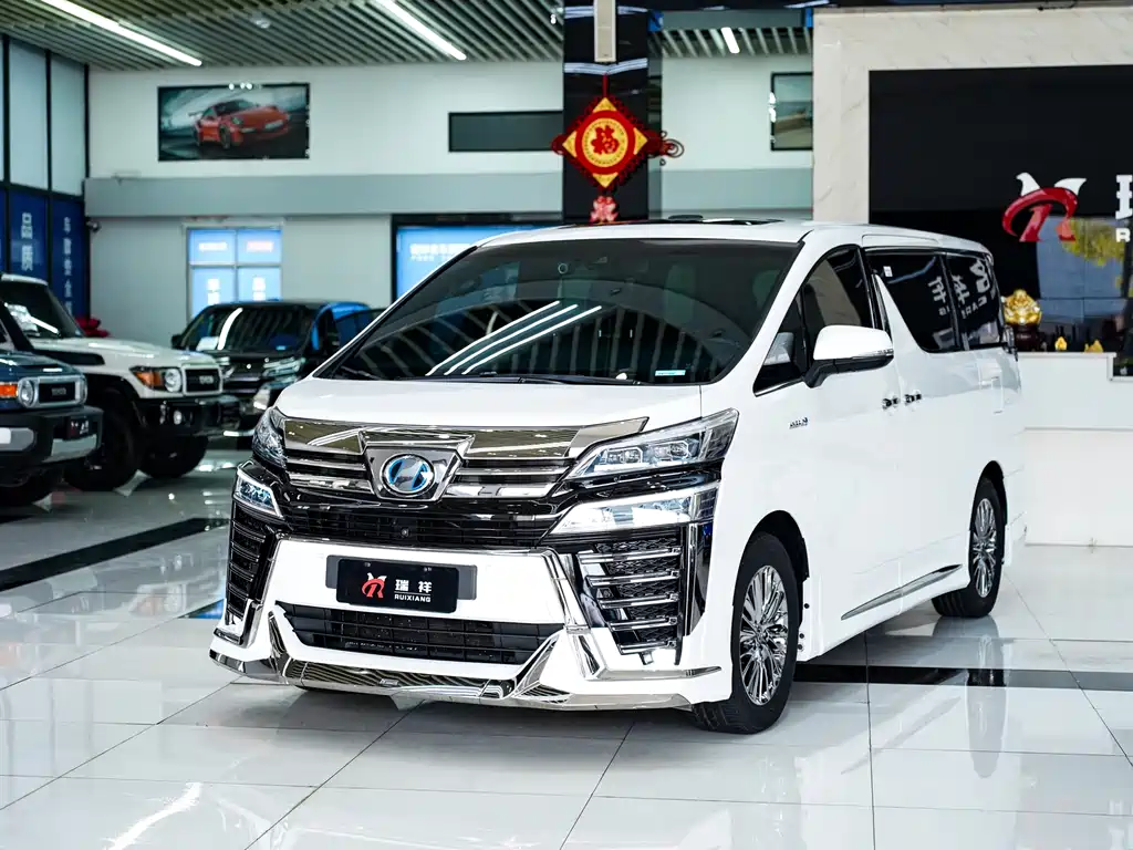 Toyota Vellfire 2020 — фото 1