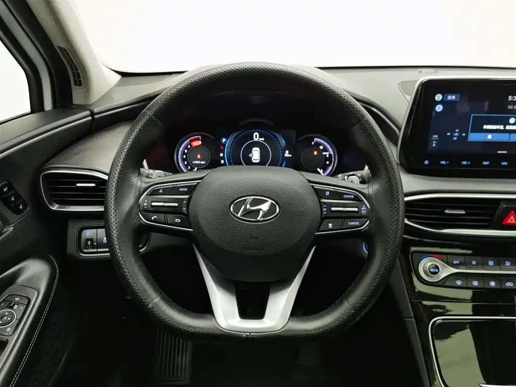 Hyundai Santa Fe 2022 — фото 11