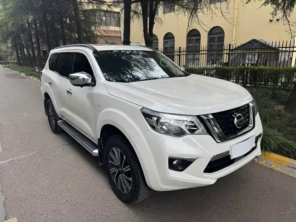 Nissan Terra 2023 — фото 3