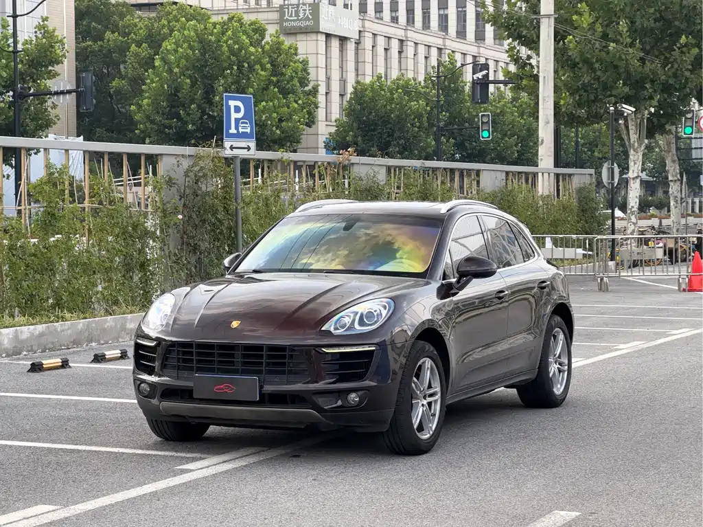 Porsche Macan 2015 — фото 1