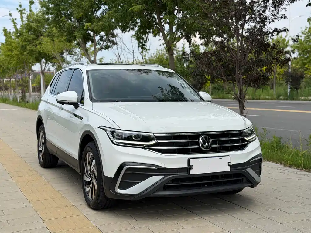 Volkswagen Tiguan L 2023