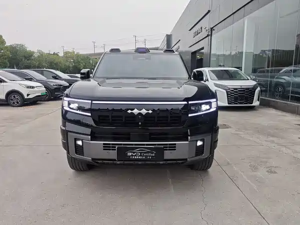 Fangchengbao Leopard 8 2025