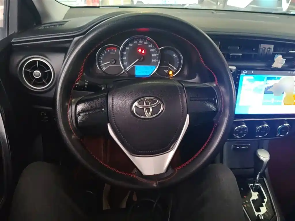 Toyota Corolla 2019 — фото 11
