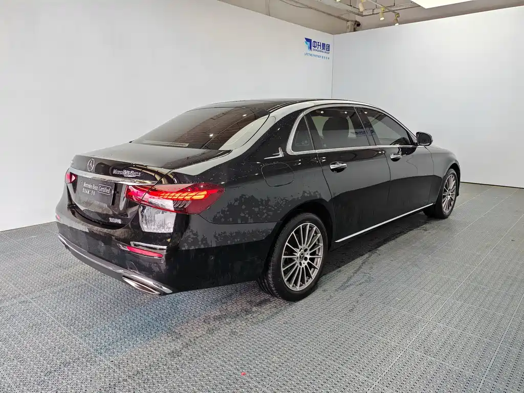 Mercedes-Benz E-Class 2023
