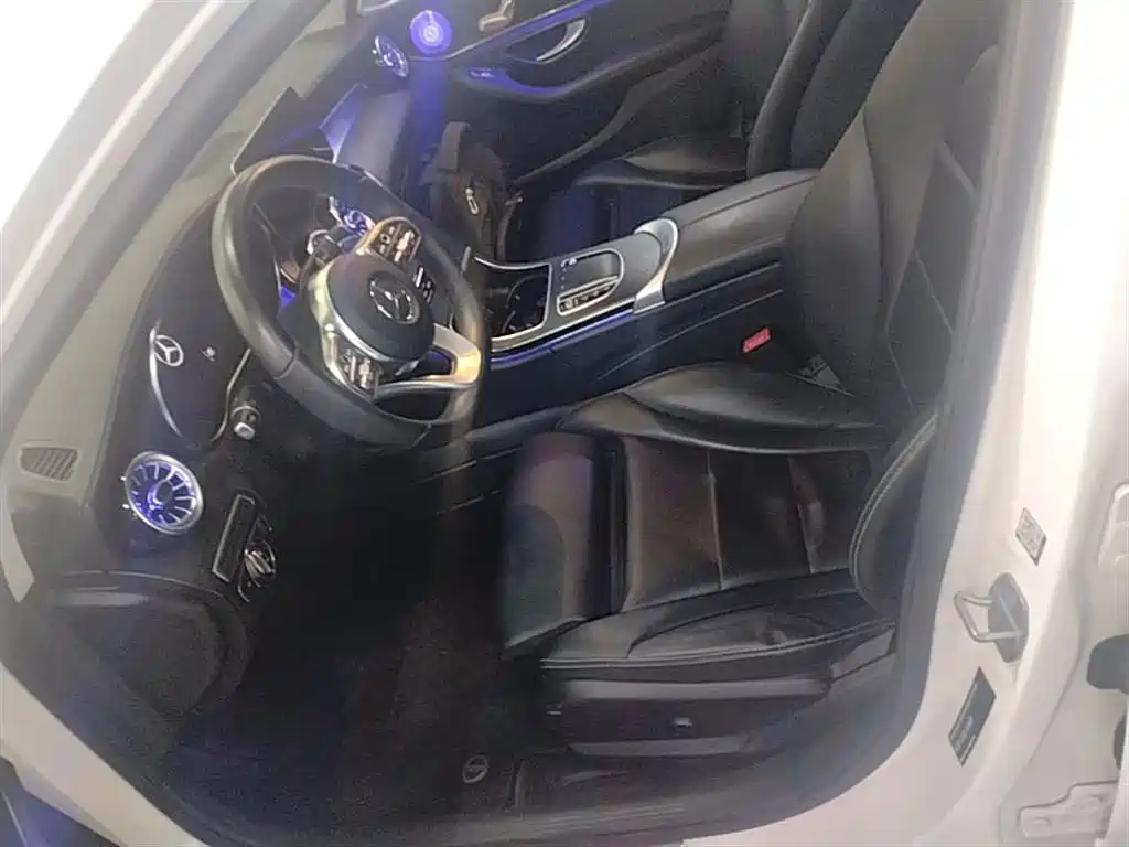 Mercedes-Benz C-Class 2020 — фото 15