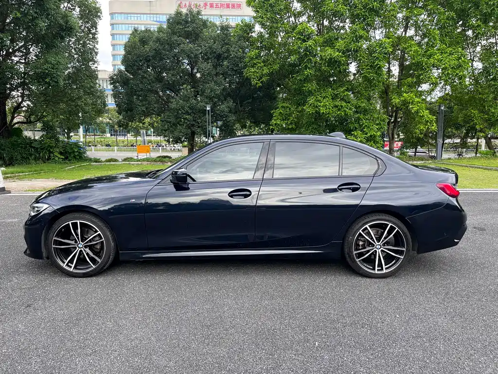 BMW 3 Series 2020