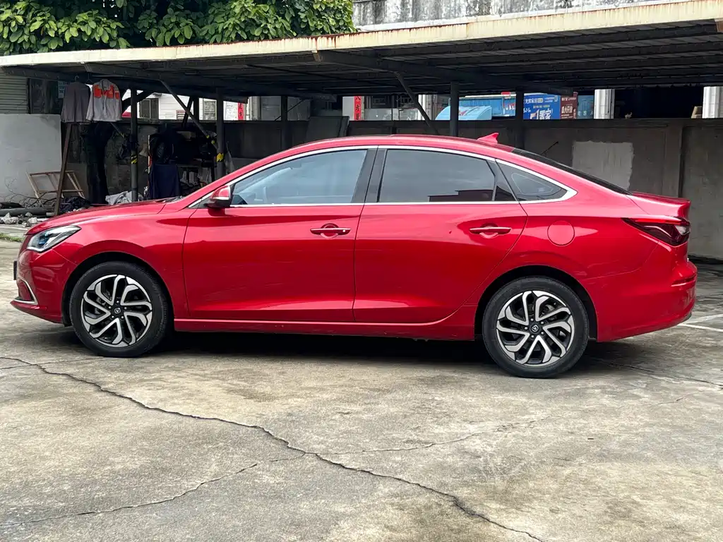 Changan Eado New Energy 2019 — фото 8