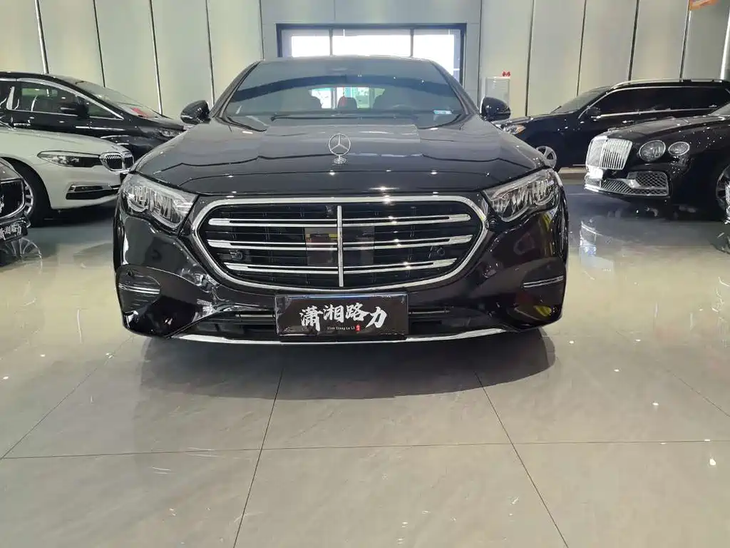 Mercedes-Benz E-Class 2025